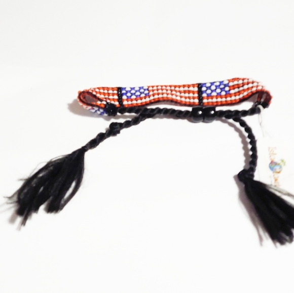 247B184 Red White & Blue Flag Beaded Bracelet - Picture 3 of 5